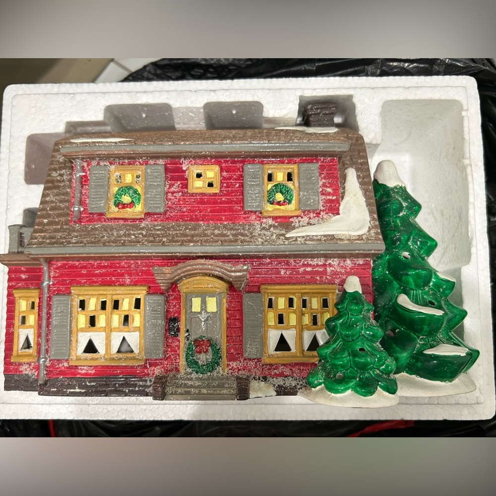 ✨•Department 56 Dutch Colonial Christmas Village House•✨